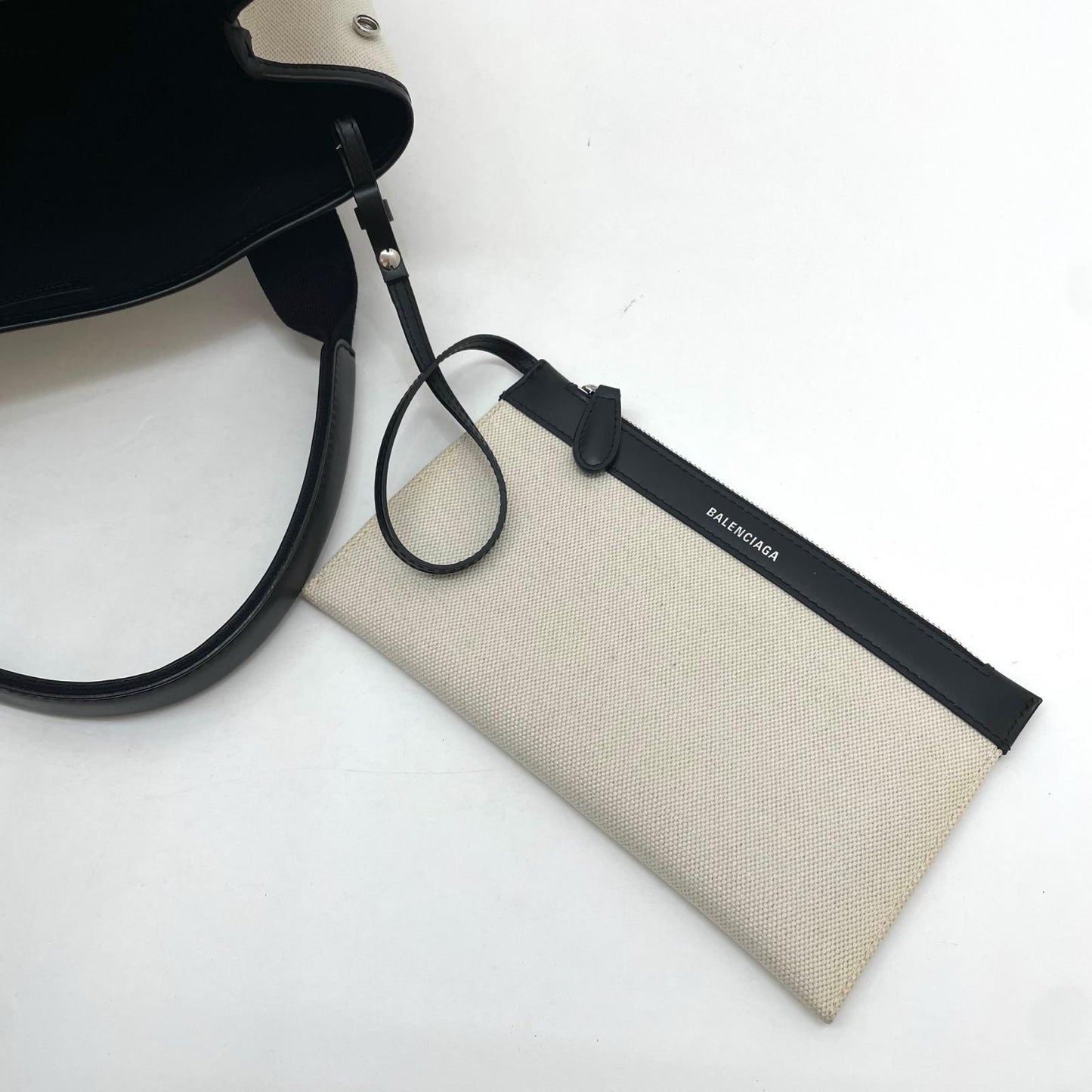 【中古】BALENCIAGA | バレンシアガ　カバスS ハンドバッグ 339933　ホワイト【尾張小牧店】