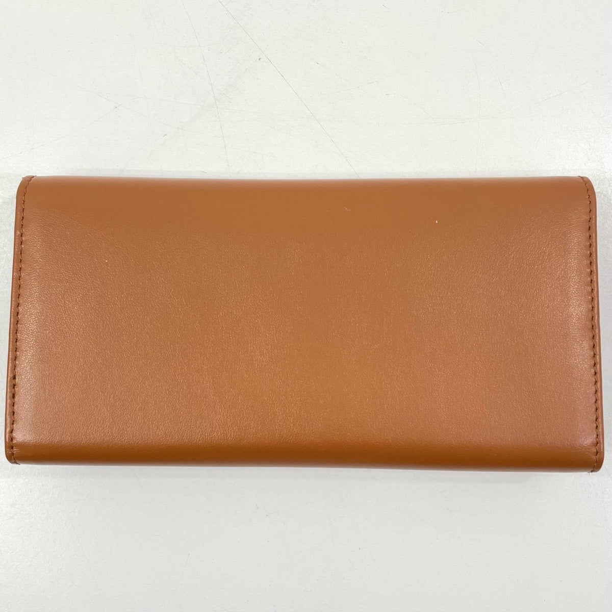 【中古】Salvatore Ferragamo | サルヴァトーレフェラガモ スタッズガンチーニ 二つ折り 長財布 ブラウン【尾張小牧店】