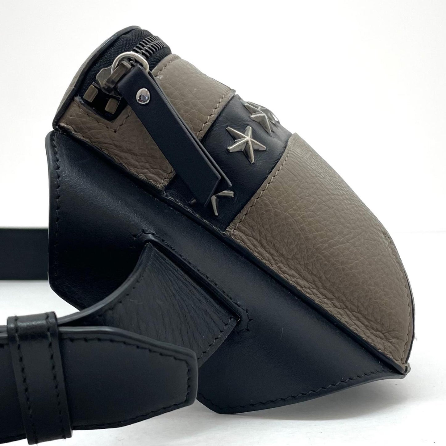 【中古】JIMMY CHOO | ジミーチュウ　オスカー スタースタッズ　ボディバッグ ウエストポーチ　グレー【尾張小牧店】