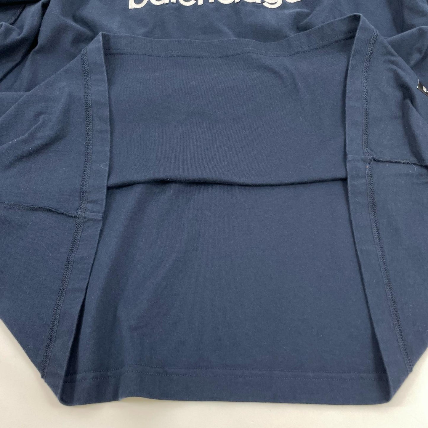 BALENCIAGA | バレンシアガ 長袖Ｔシャツ 731789 TNVA6 ネイビー サイズ：4【尾張小牧店】