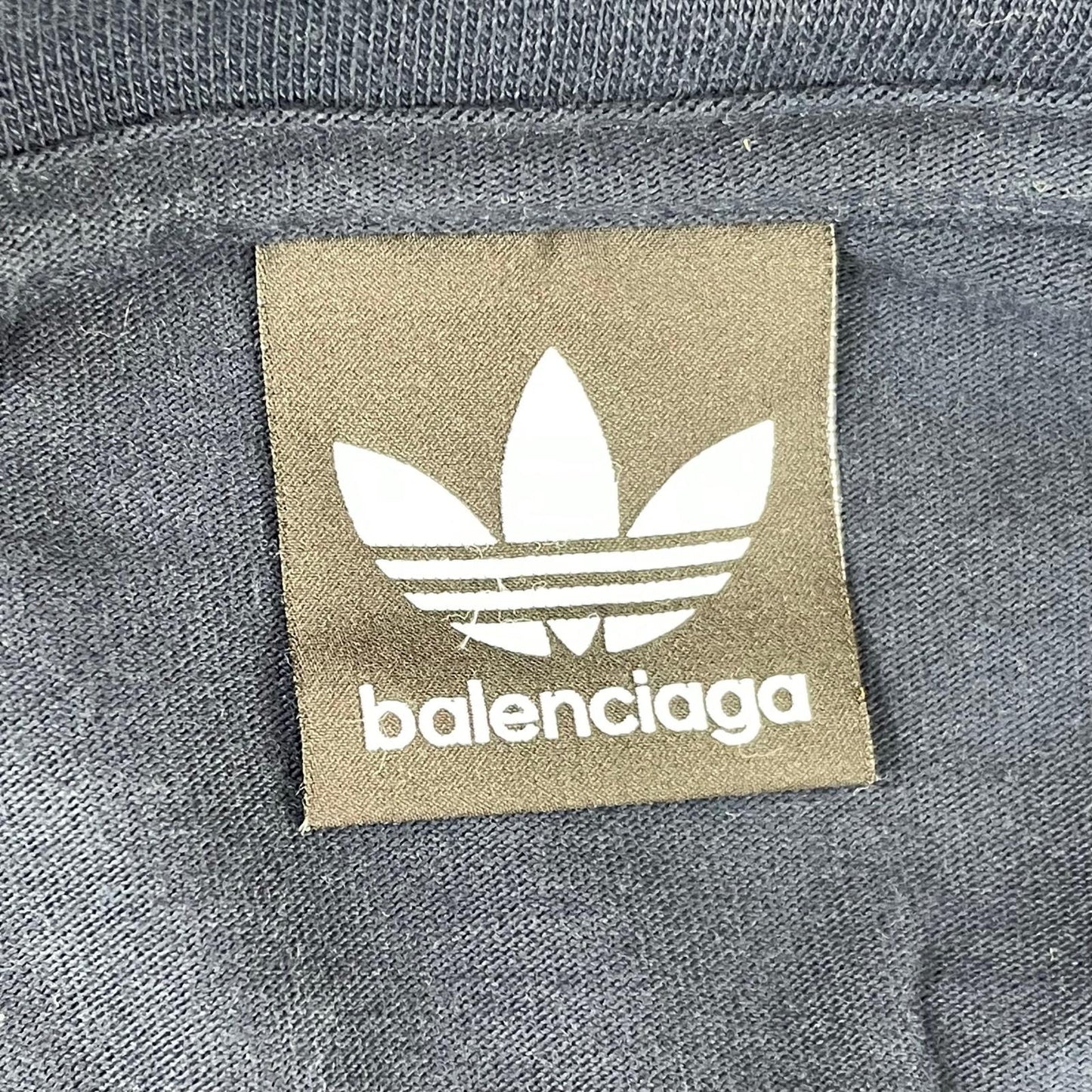 BALENCIAGA | バレンシアガ 長袖Ｔシャツ 731789 TNVA6 ネイビー サイズ：4【尾張小牧店】