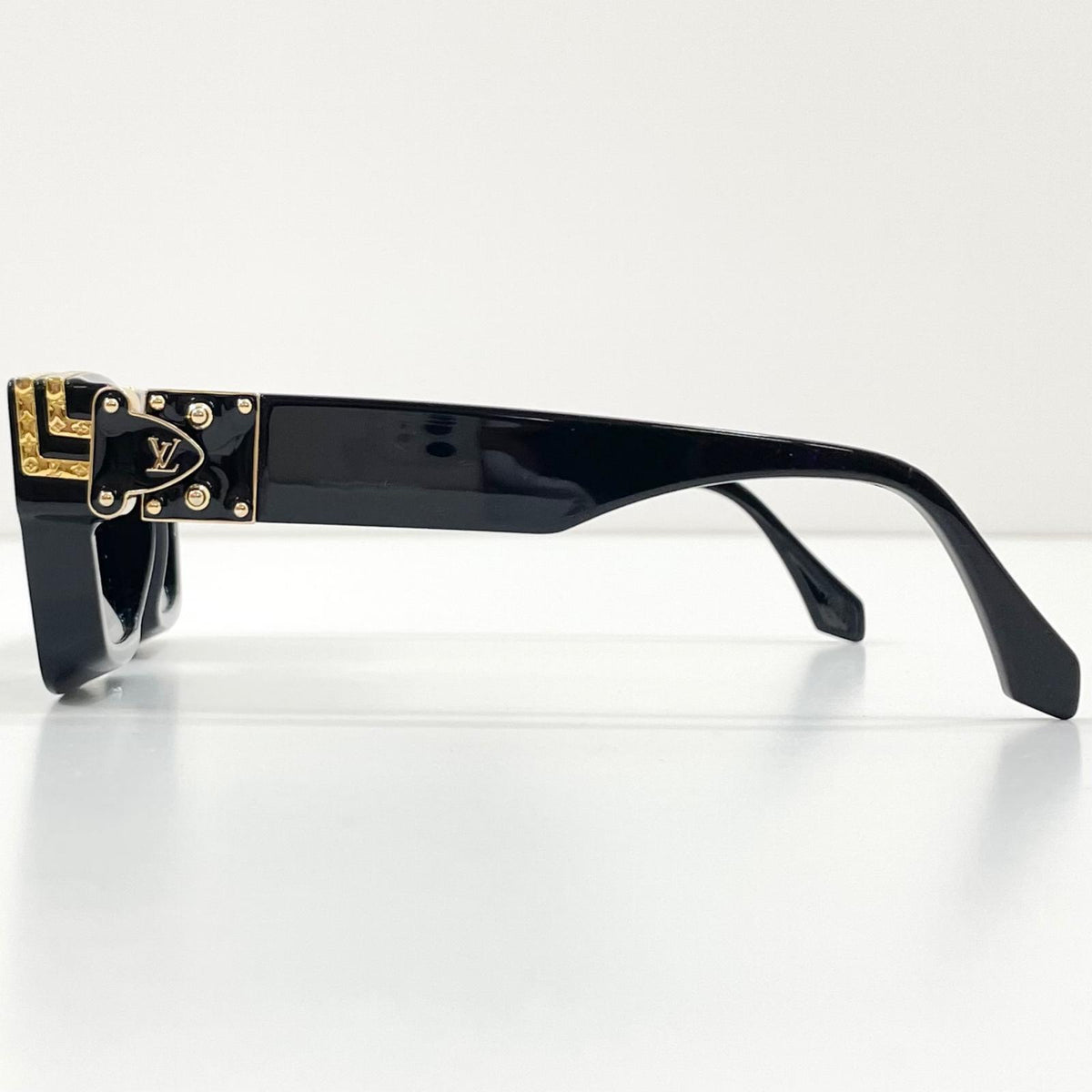 【中古】LOUIS VUITTON | ルイ・ヴィトン 1.1 ミリオネア サングラス ブラック【尾張小牧店】