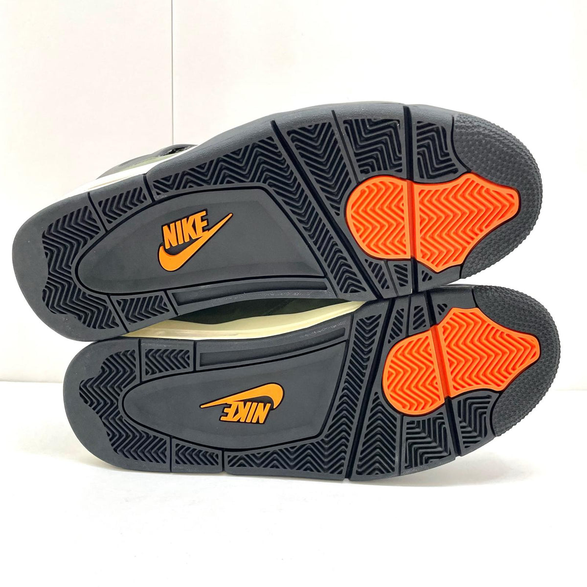 NIKE | ナイキ UNDEFEATED × Nike Air Jordan 4 Retro スニーカー 28.0cm IB1519-200 グリーン【尾張小牧店】