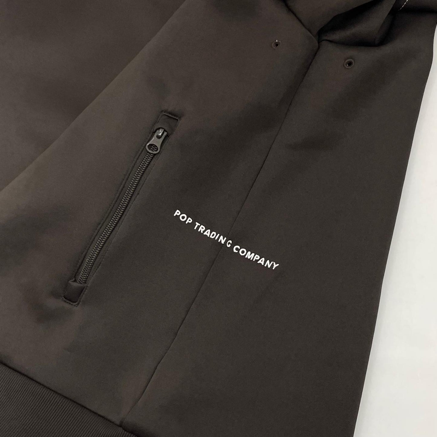 【中古】POP TRADING COMPANY | ポップトレーディングカンパニー　25SS PUB TRACK TOP ジャージ トラックジャケット　POPSS25_05-012 ブラウン サイズ：M【尾張小牧店】