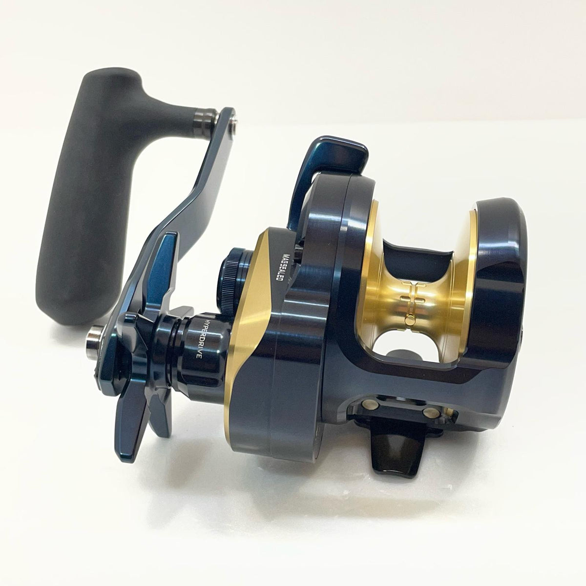 【フィッシング/釣り/釣具/リール】 【ベイトリール/右ハンドル】Daiwa | ダイワ 25ソルティガ 35【尾張小牧店】
