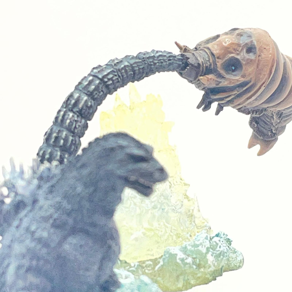 【尾張小牧店】リペアあり！ゴジラVSモスラ幼虫 フィリピン沖の決戦 ゴジラ オーナメント特撮大百科コンプリート レジンキャスト製【レトロ】【中古】