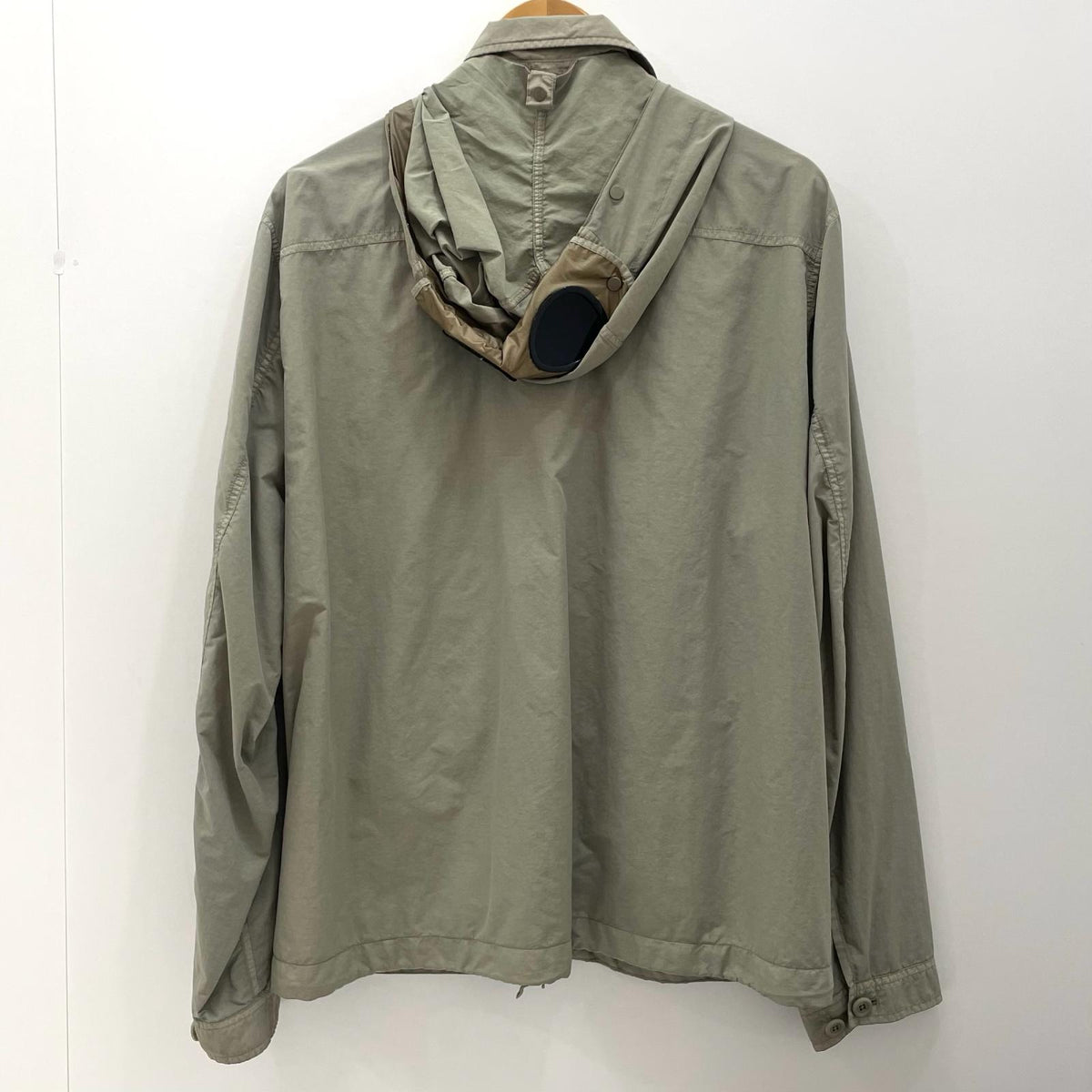 【中古】C.P.Company | シーピーカンパニー Flatt Nylon Goggle Overshirt ナイロンジャケット ベージュ サイズ：L【尾張小牧店】