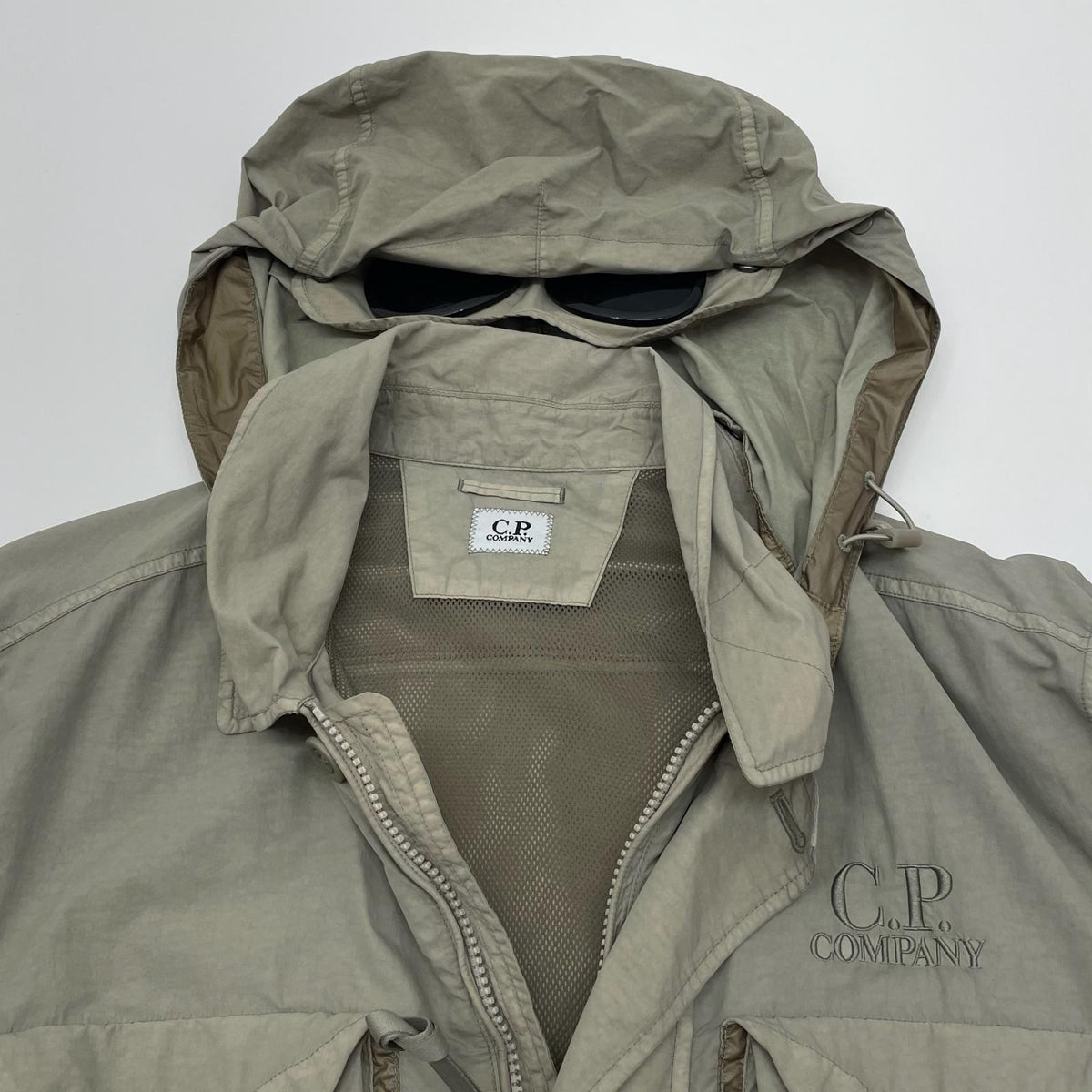 【中古】C.P.Company | シーピーカンパニー Flatt Nylon Goggle Overshirt ナイロンジャケット ベージュ サイズ：L【尾張小牧店】