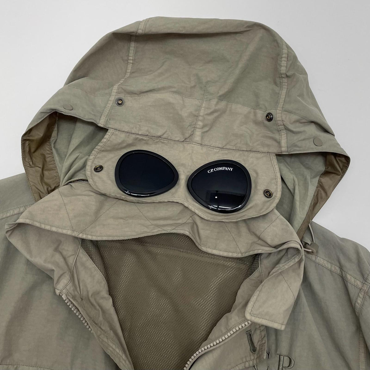 【中古】C.P.Company | シーピーカンパニー Flatt Nylon Goggle Overshirt ナイロンジャケット ベージュ サイズ：L【尾張小牧店】