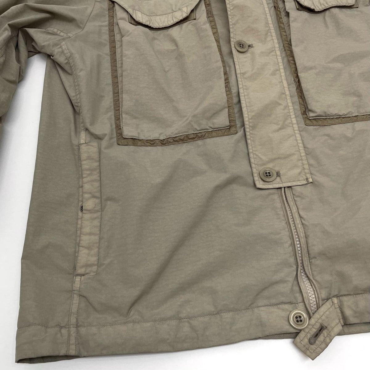 【中古】C.P.Company | シーピーカンパニー Flatt Nylon Goggle Overshirt ナイロンジャケット ベージュ サイズ：L【尾張小牧店】