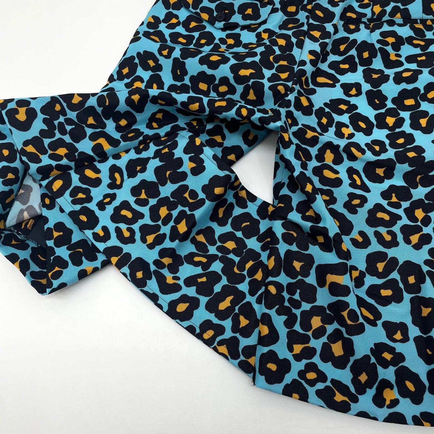 【中古】COMME des GARCONS HOMME PLUS | コムデギャルソンオムプリュス ヒョウ柄　レオパード　ショートパンツ ハーフパンツ　PF-P008 ブルー×ブラック×イエロー サイズ：S【尾張小牧店】
