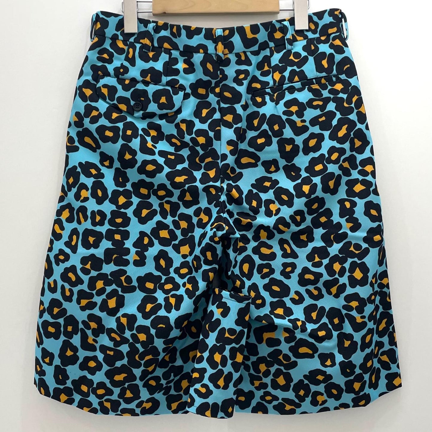 【中古】COMME des GARCONS HOMME PLUS | コムデギャルソンオムプリュス ヒョウ柄　レオパード　ショートパンツ ハーフパンツ　PF-P008 ブルー×ブラック×イエロー サイズ：S【尾張小牧店】