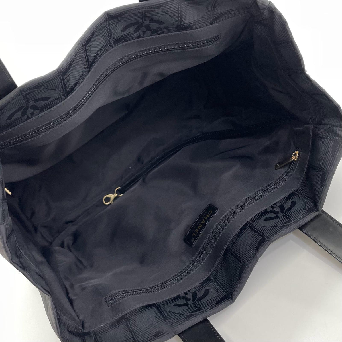 【中古】CHANEL | シャネル ニュートラベルライン トートバッグ ナイロンキャンバス ブラック【尾張小牧店】