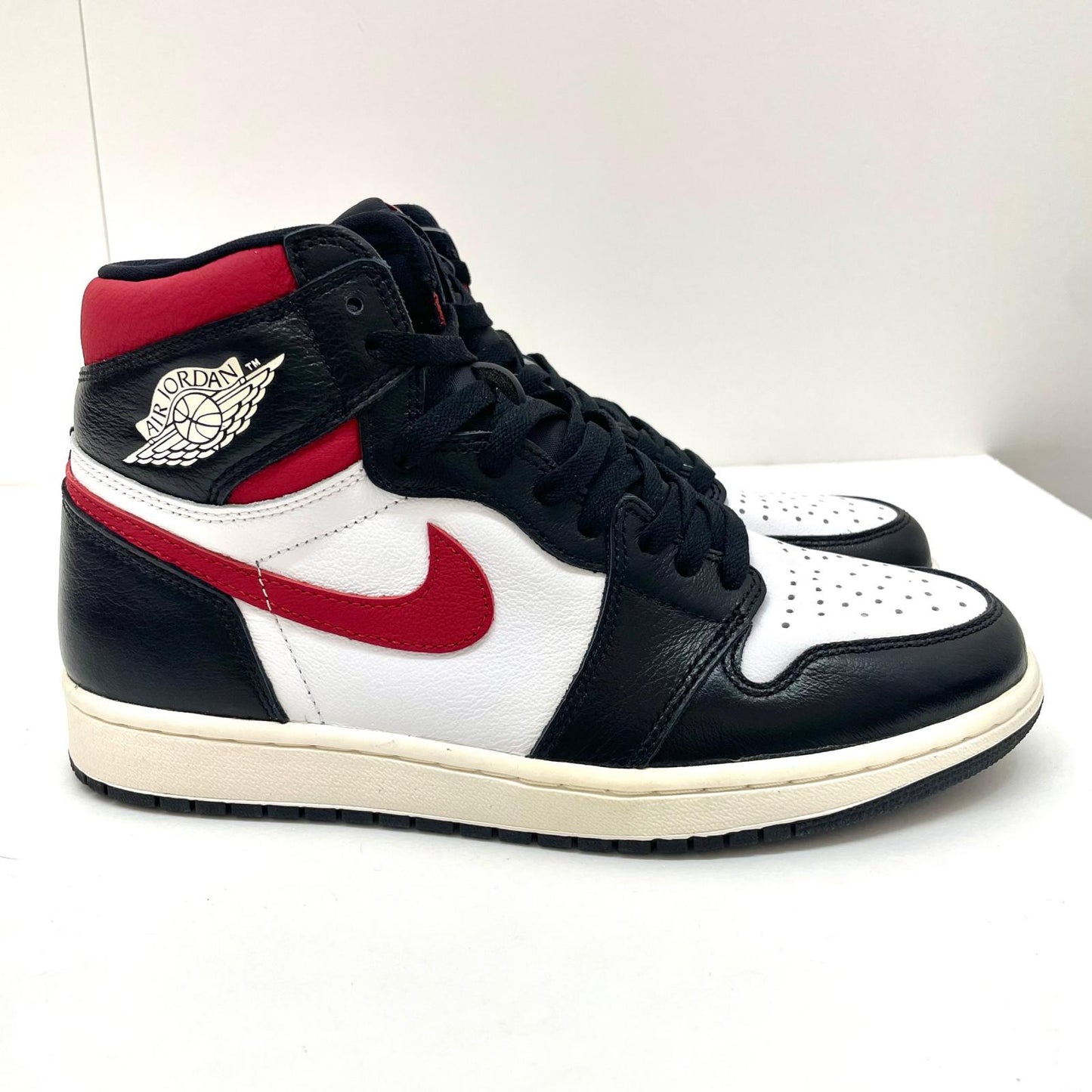 NIKE | ナイキ Air Jordan 1 Retro High スニーカー 27.0cm 555088-061 その他【尾張小牧店】