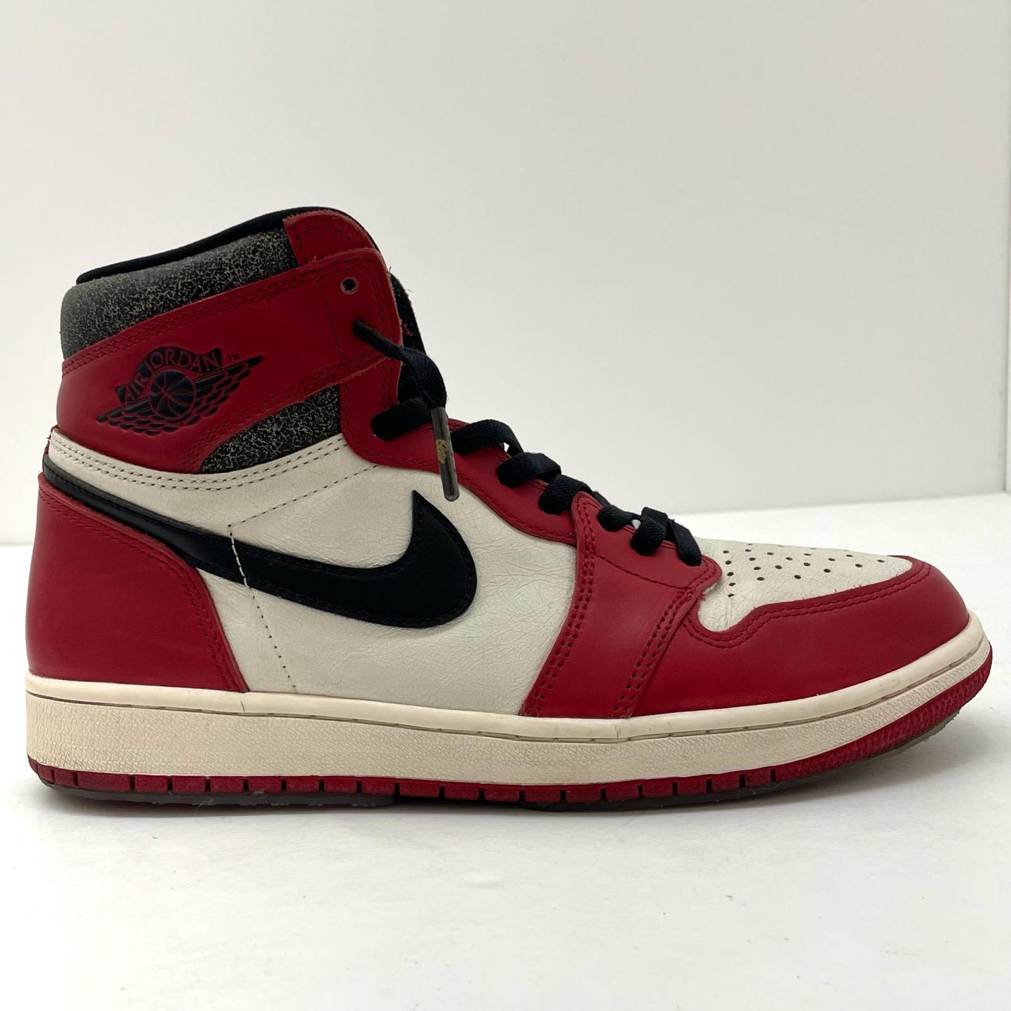 【中古】NIKE | ナイキ Air Jordan 1 High OG "Lost & Found/Chicago"　エアジョーダン1 ハイ OG "ロスト&ファウンド/シカゴ" スニーカー 靴　DZ5485-612 レッド×ホワイト×ブラック 27.5cm【尾張小牧店】