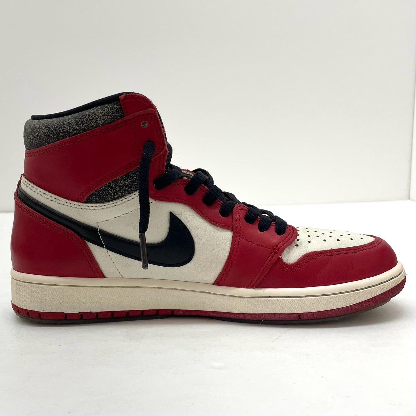 【中古】NIKE | ナイキ Air Jordan 1 High OG "Lost & Found/Chicago"　エアジョーダン1 ハイ OG "ロスト&ファウンド/シカゴ" スニーカー 靴　DZ5485-612 レッド×ホワイト×ブラック 27.5cm【尾張小牧店】