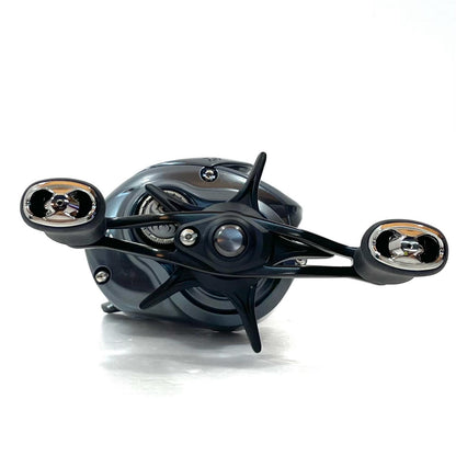 【フィッシング/釣り/釣具/リール】 【ベイトリール/右ハンドル】Daiwa | ダイワ 25タトゥーラ SV TW 100XH【尾張小牧店】