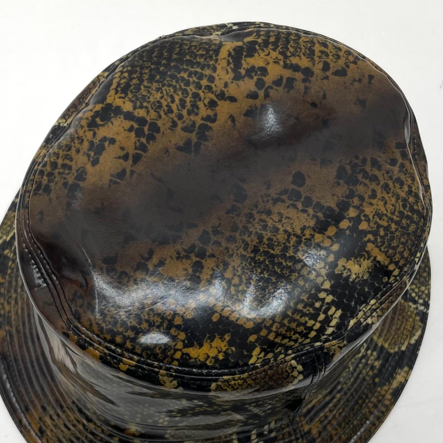 【中古】VERSACE | ヴェルサーチ パイソン柄　バケットハット マルチカラー【尾張小牧店】