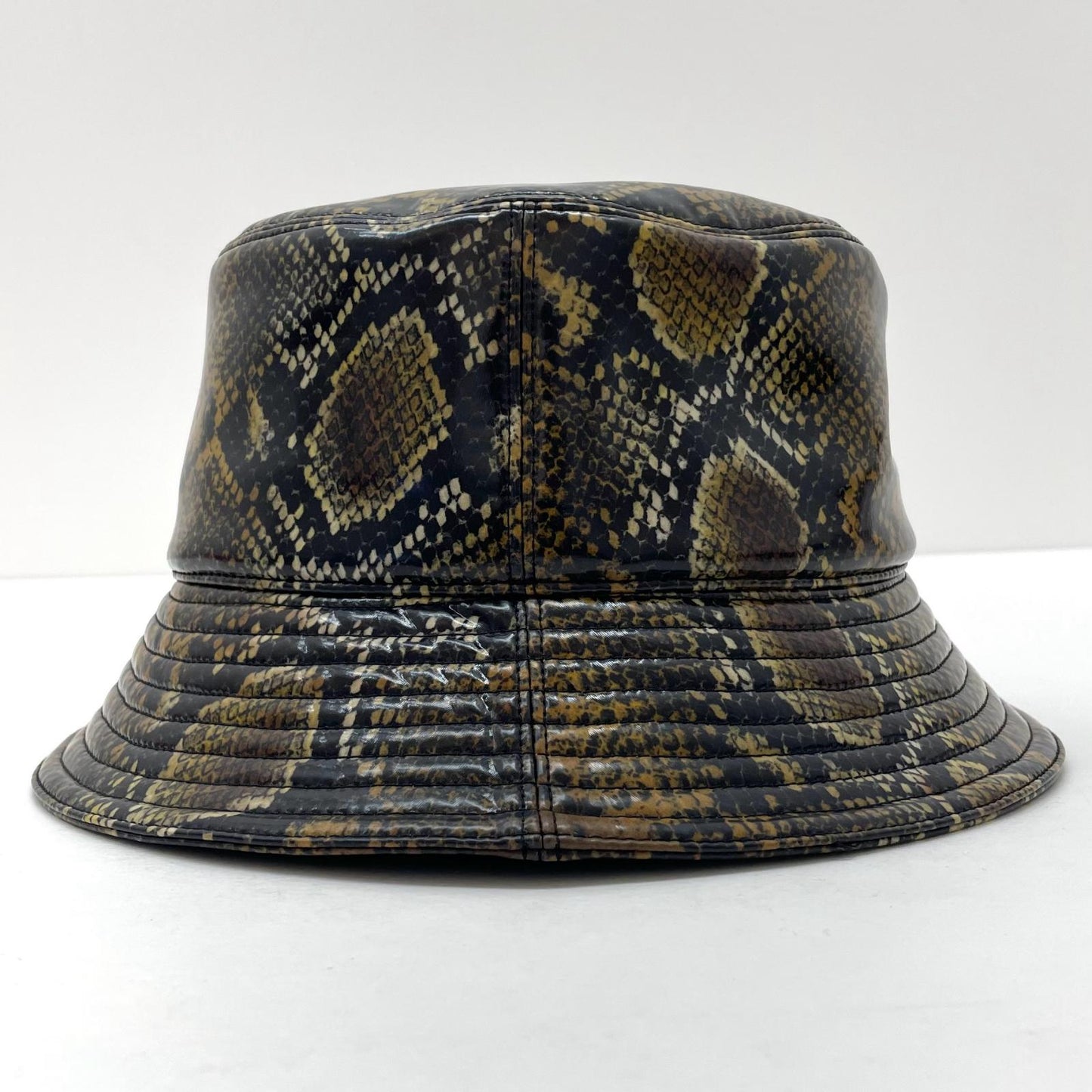 【中古】VERSACE | ヴェルサーチ パイソン柄　バケットハット マルチカラー【尾張小牧店】