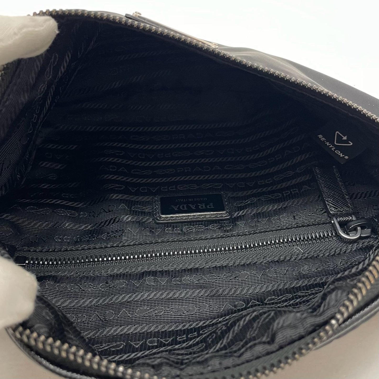 【中古】PRADA | プラダ ボディバッグ 2VL033　ブラック【尾張小牧店】