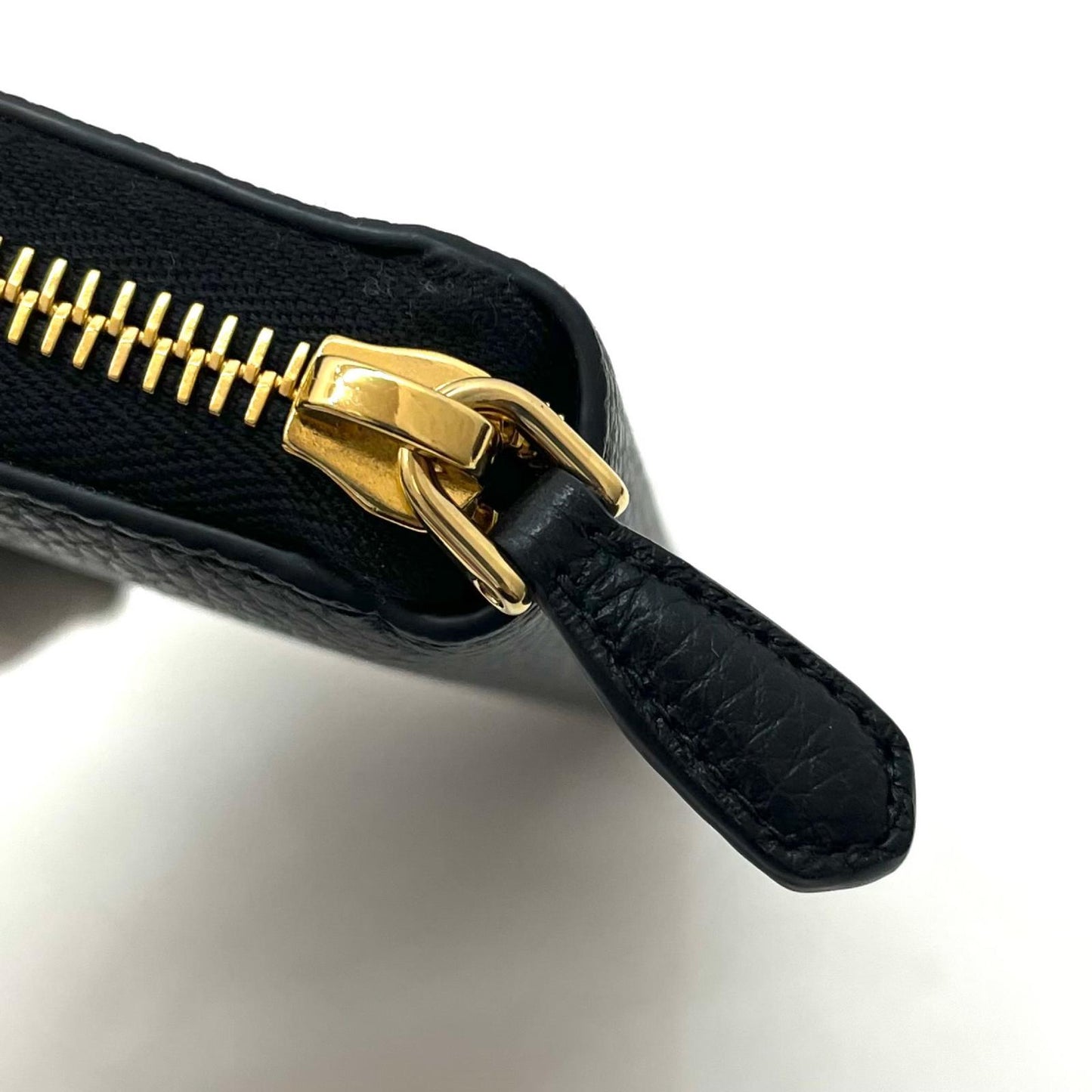 【中古】PRADA | プラダ　ヴィッテロダイノ ラウンドファスナー長財布 1ML506　ブラック【尾張小牧店】