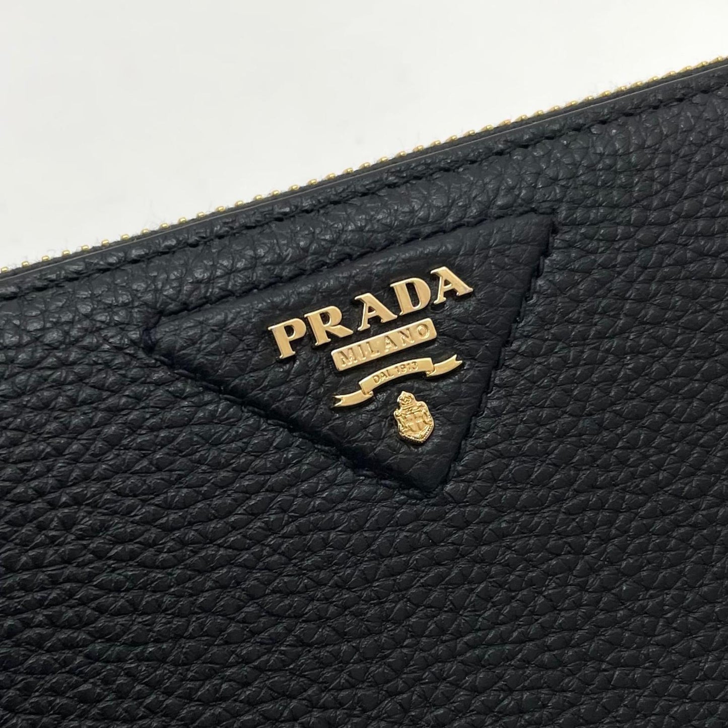 【中古】PRADA | プラダ　ヴィッテロダイノ ラウンドファスナー長財布 1ML506　ブラック【尾張小牧店】