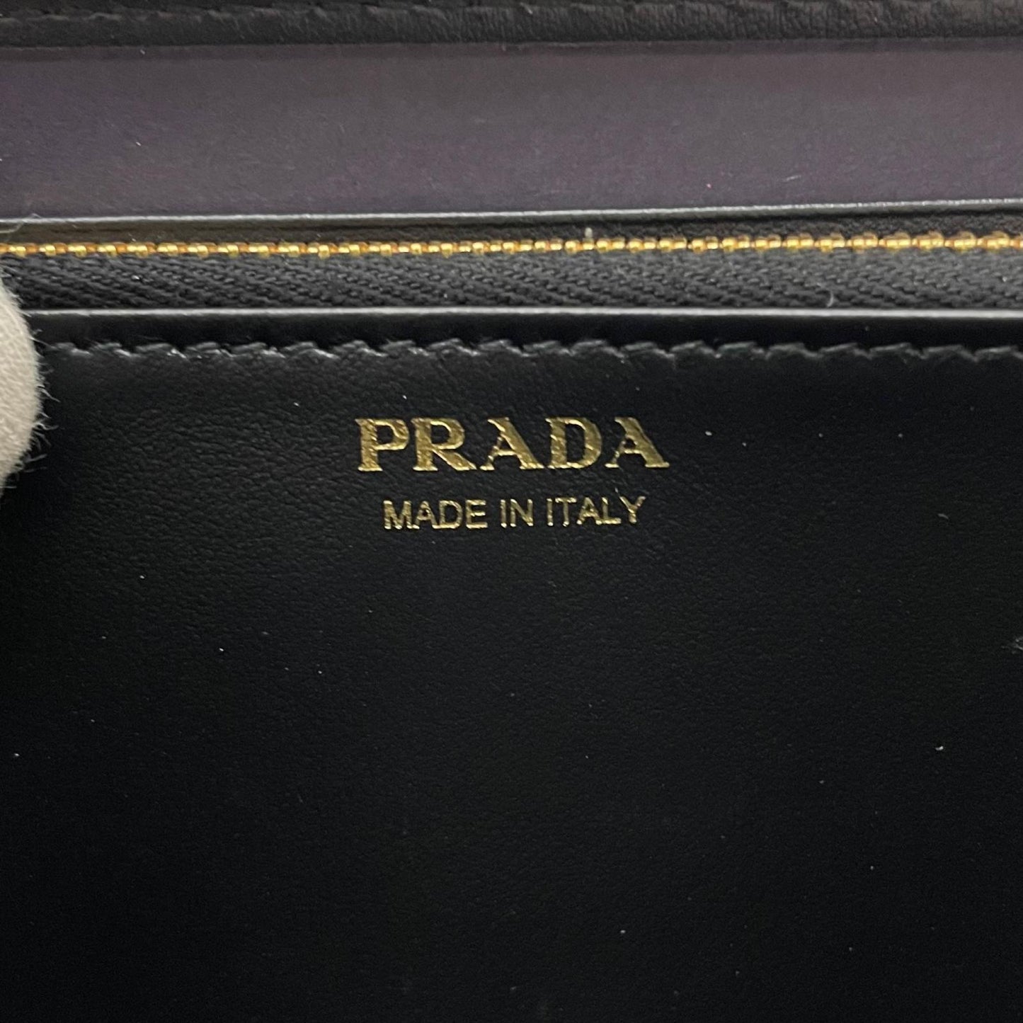 【中古】PRADA | プラダ　ヴィッテロダイノ ラウンドファスナー長財布 1ML506　ブラック【尾張小牧店】