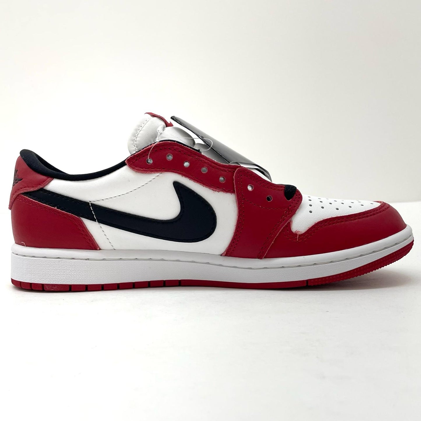 【中古】NIKE | ナイキ Air Jordan 1 Retro Low OG "Chicago"/エアジョーダン1 レトロ ロー OG "シカゴ"　スニーカー 靴 HQ6998-600 レッド×ホワイト×ブラック 26.5cm【尾張小牧店】
