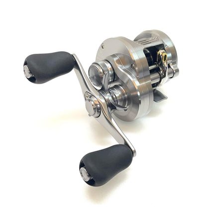 【フィッシング/釣り/釣具/リール】 【ベイトリール/右ハンドル】SHIMANO | シマノ 26カルカッタコンクエスト DC 100MG【尾張小牧店】
