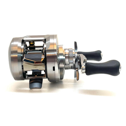 【フィッシング/釣り/釣具/リール】 【ベイトリール/右ハンドル】SHIMANO | シマノ 26カルカッタコンクエスト DC 100MG【尾張小牧店】