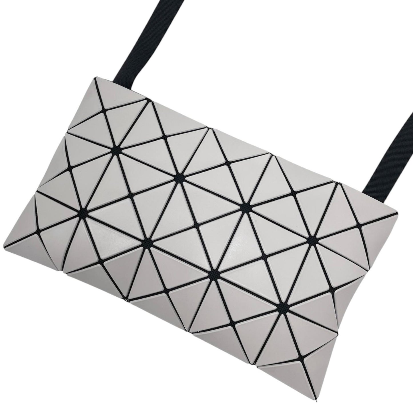 【中古】ISSEY MIYAKE | イッセイミヤケ　BAOBAO LUCENT MATTE 3×5 ショルダーバッグ BB41AG687 グレー【尾張小牧店】