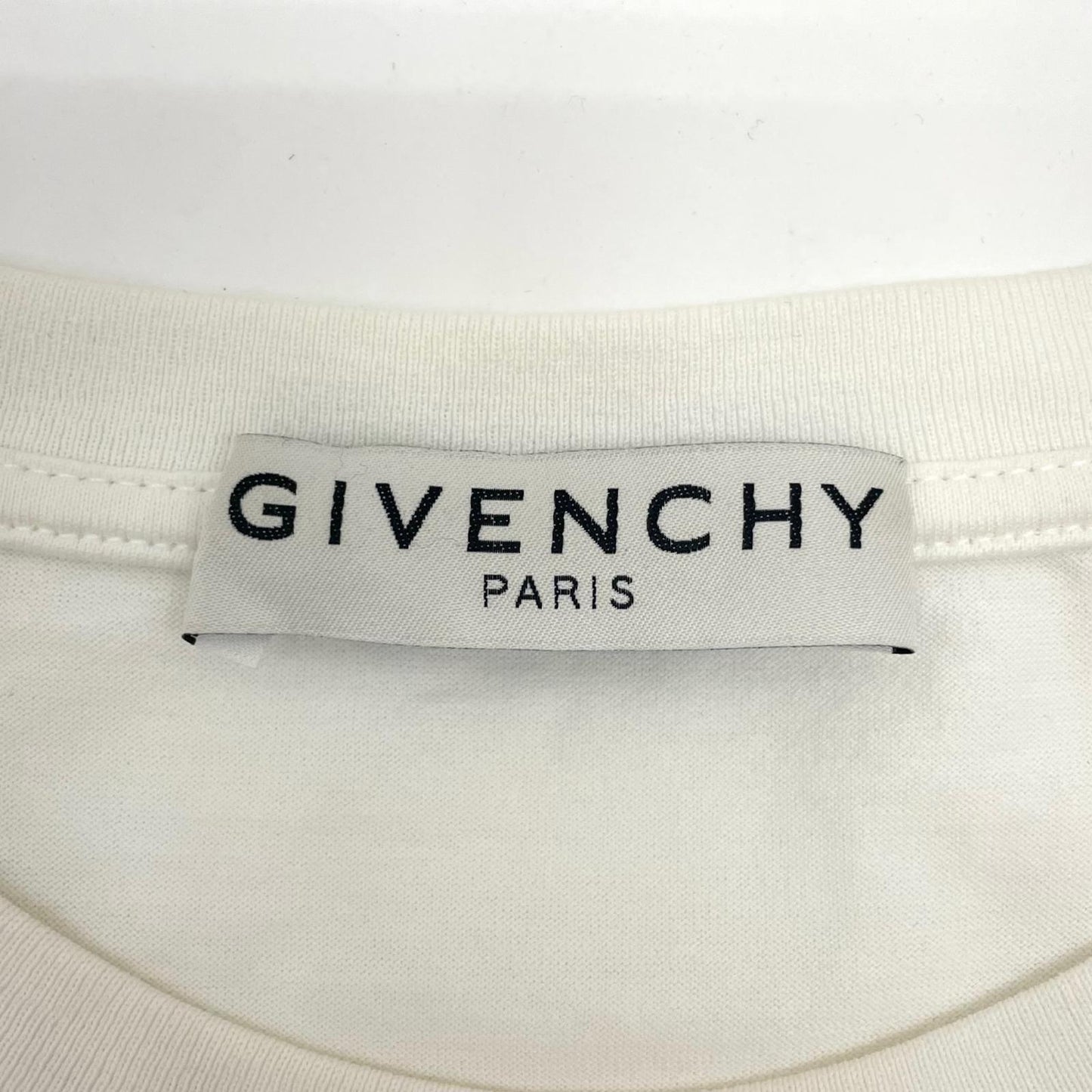 【中古】GIVENCHY | ジバンシィ グラデーションロゴデザイン 半袖Ｔシャツ ホワイト サイズ：XL【尾張小牧店】