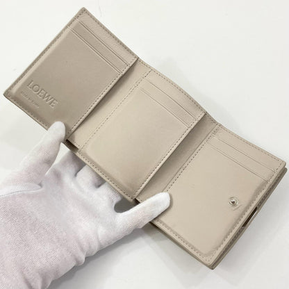 【中古】LOEWE | ロエベ アナグラム トライフォールド ウォレット コンパクト 三つ折り財布 C821TR2X16 クレイ グレー【尾張小牧店】
