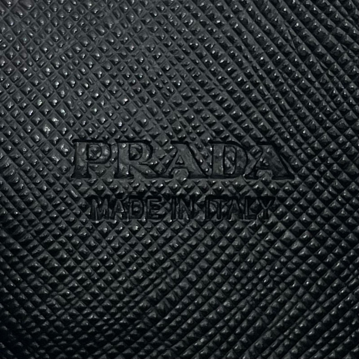 【中古】PRADA | プラダ サフィアーノ トライアングル ロゴ コインケース 2MM935 ブラック【尾張小牧店】