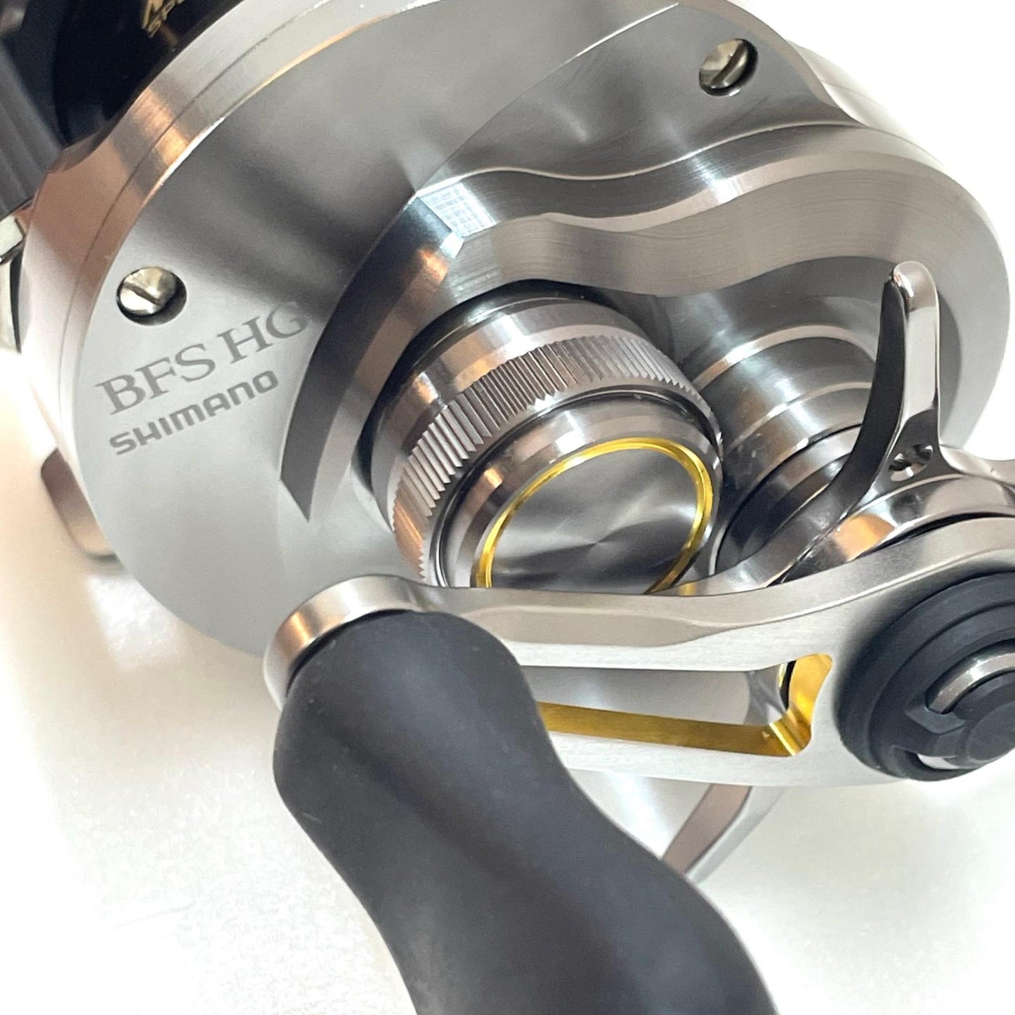 【フィッシング/釣り/釣具/リール】 【ベイトリール/右ハンドル】SHIMANO | シマノ 23カルカッタコンクエストBFS HG【尾張小牧店】