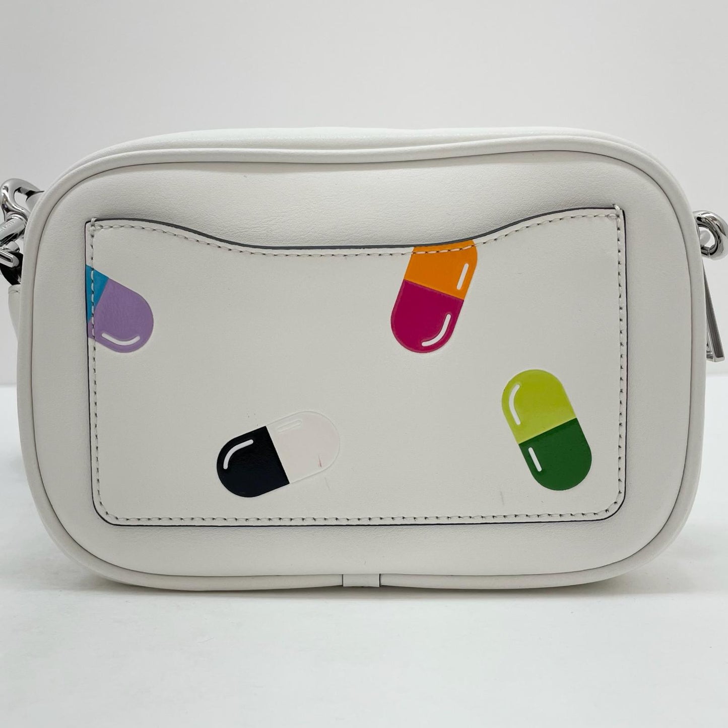 【中古】MARC JACOBS | マークジェイコブス ピル・カプセル ショルダーバッグ ホワイト【尾張小牧店】