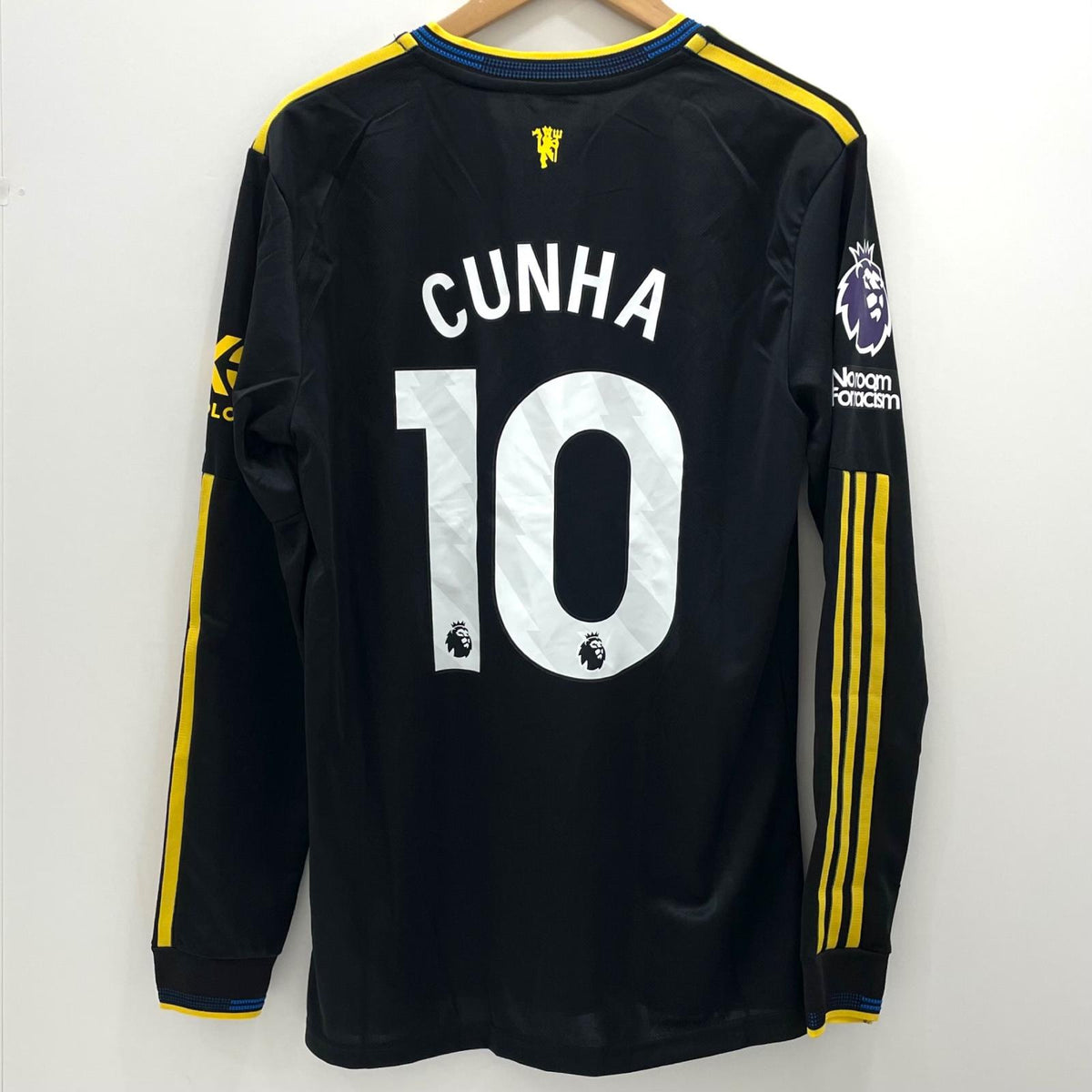 【中古】adidas | アディダス　MANCHESTER UNITED #10 CUNHA 長袖Tシャツ ブラック サイズ：L【尾張小牧店】
