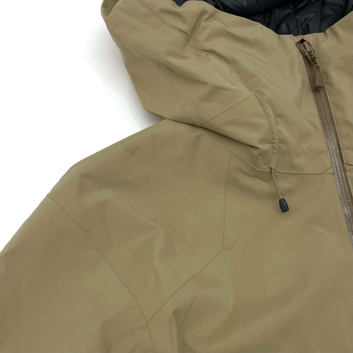 【中古】mont-bell | モンベル パウダーステップ パーカ 中綿ジャケット 1102534 ベージュ サイズ：L【尾張小牧店】
