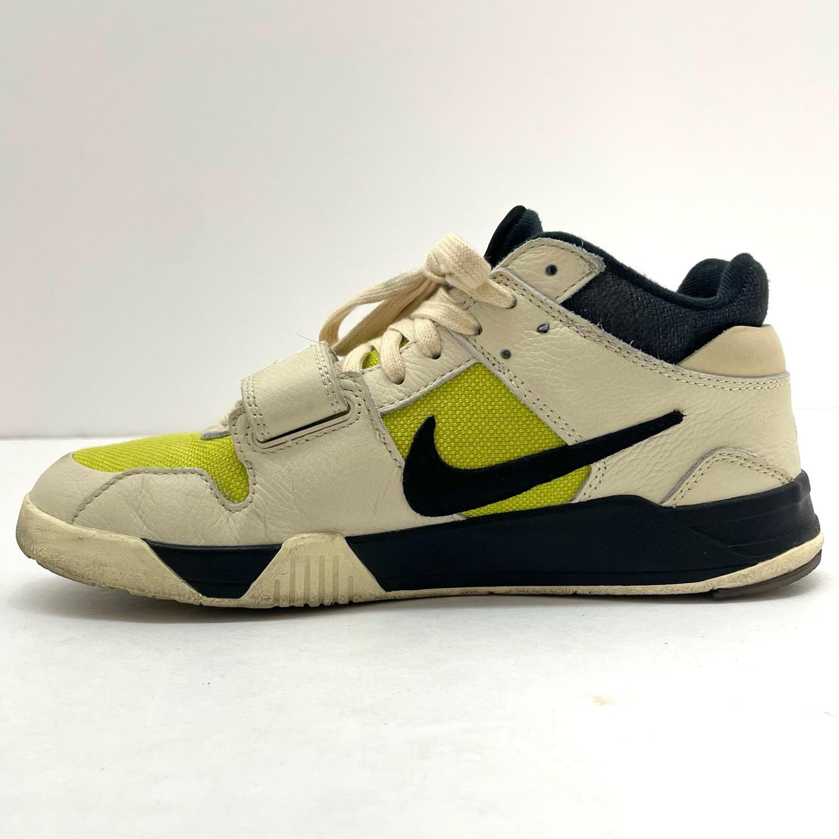 【中古】NIKE×Travis Scott | ナイキ×トラヴィススコット Jordan Jumpman Jack TR CJ1 T-Rexx Bright Cactus/ジョーダン ジャンプマンジャック TR CJ1 T-Rexx "ブライトカクタス" スニーカー 靴 FZ8117-102 ベージュ×イエロー×ブラック 26.5cm【尾張小牧店】