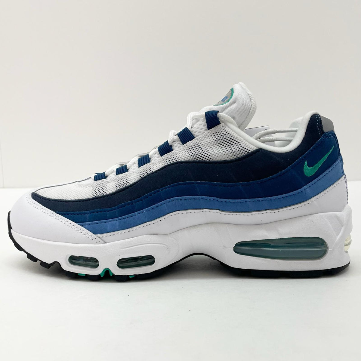【中古】NIKE | ナイキ Air Max 95 Big Bubble "Slate"/エアマックス95 ビッグバブル "スレート"　スニーカー 靴　IH7855-100 ホワイト×ブルー 27.5cm【尾張小牧店】