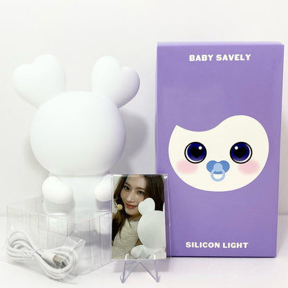 アイドルグッズ 【中古】TWICE Baby LOVELYSシリコンライト サナ トレカ付き【尾張小牧店】【アイドル】【専】【尾張小牧店】