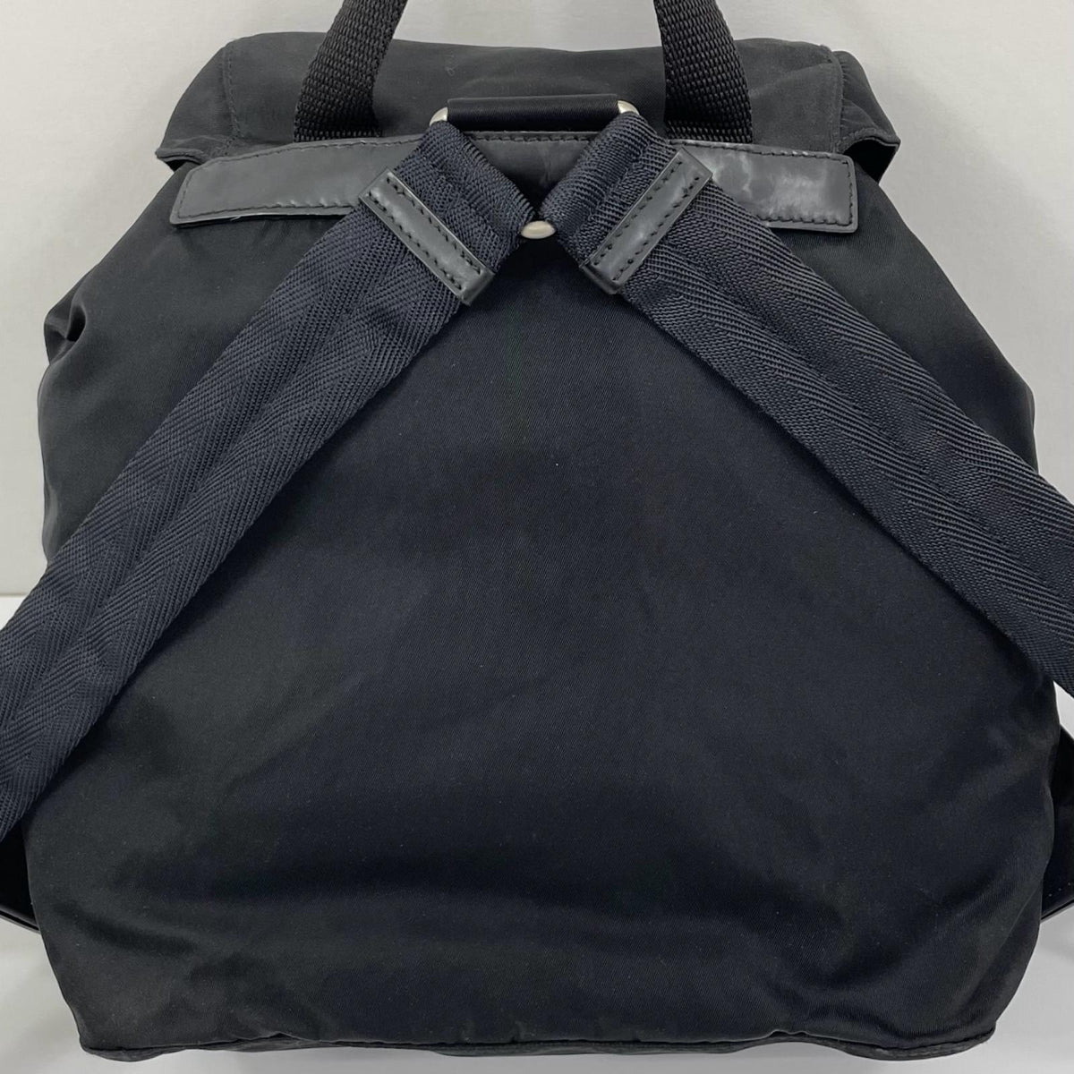 【中古】PRADA | プラダ リュック テスート デイパック バックパック B6677 ブラック【尾張小牧店】
