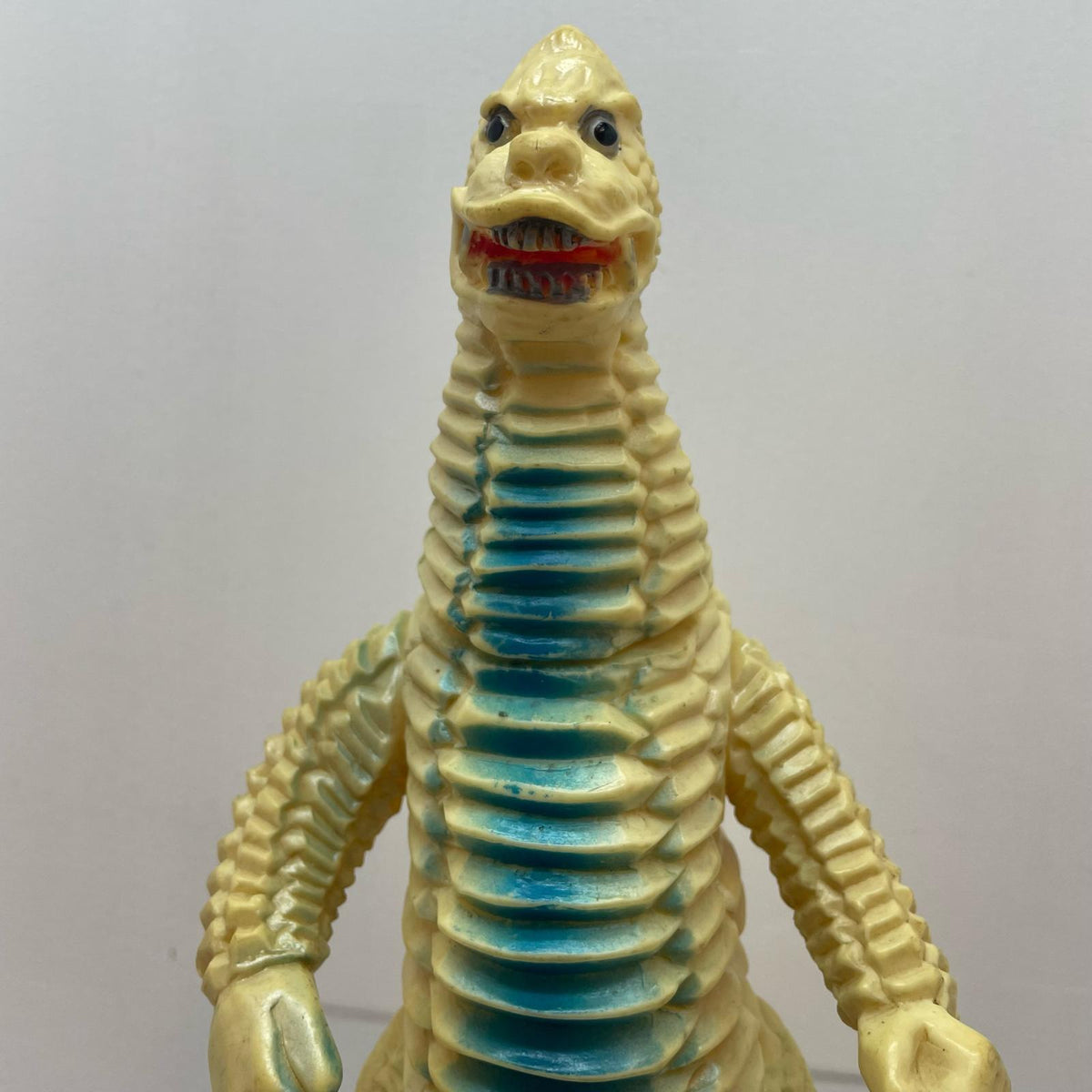 【尾張小牧店】当時物 ブルマァク どくろ怪獣 レッドキング STソフビ クリーム成型×青スプレー ウルトラマン【レトロ】【中古】