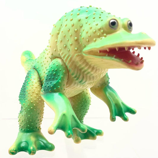 【尾張小牧店】当時物 ブルマァク 汐吹き怪獣 ガマクジラ STソフビ クリーム成型×青スプレー ウルトラマン【レトロ】【中古】