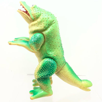 【尾張小牧店】当時物 ブルマァク 汐吹き怪獣 ガマクジラ STソフビ クリーム成型×青スプレー ウルトラマン【レトロ】【中古】