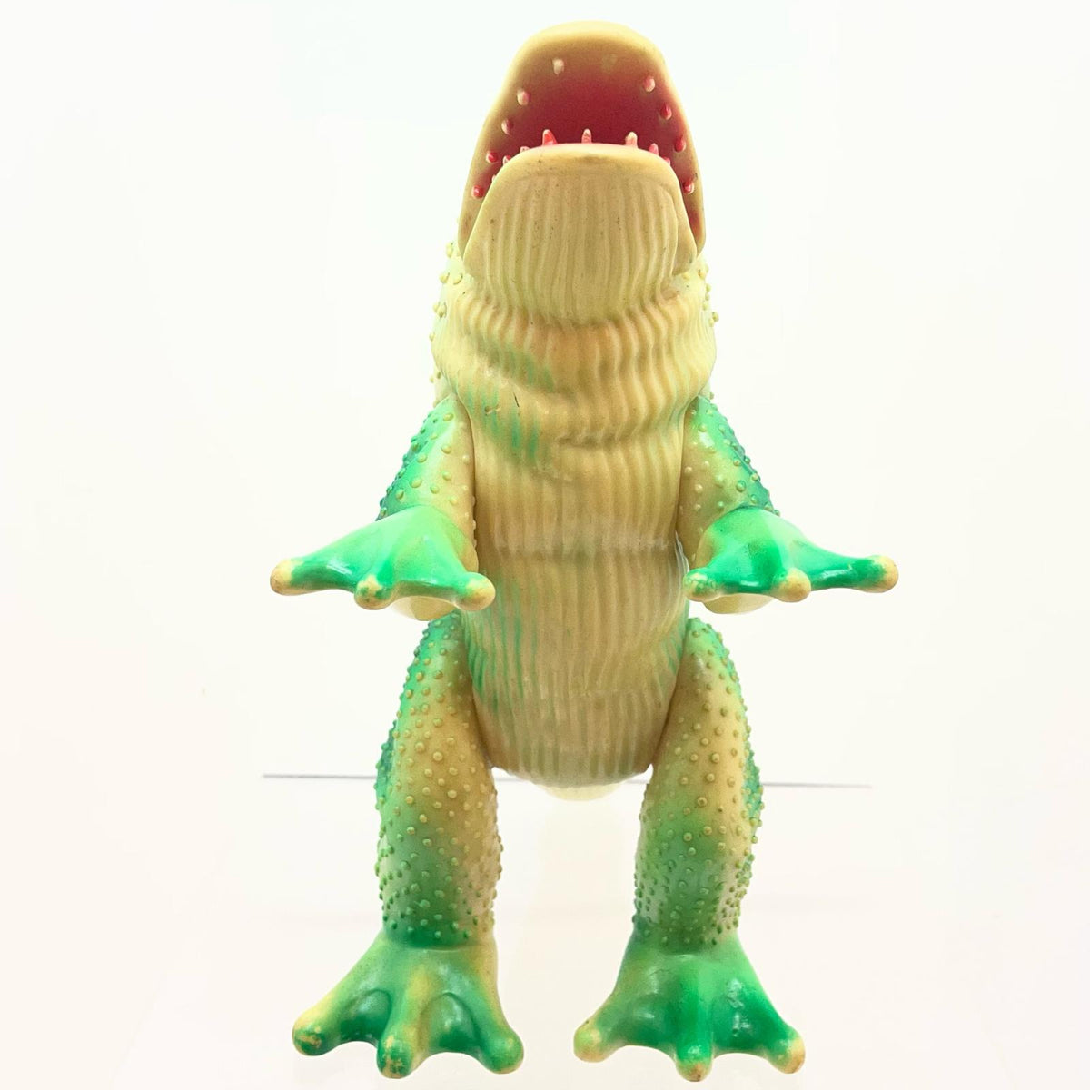 【尾張小牧店】当時物 ブルマァク 汐吹き怪獣 ガマクジラ STソフビ クリーム成型×青スプレー ウルトラマン【レトロ】【中古】