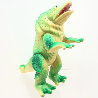 【尾張小牧店】当時物 ブルマァク 汐吹き怪獣 ガマクジラ STソフビ クリーム成型×青スプレー ウルトラマン【レトロ】【中古】