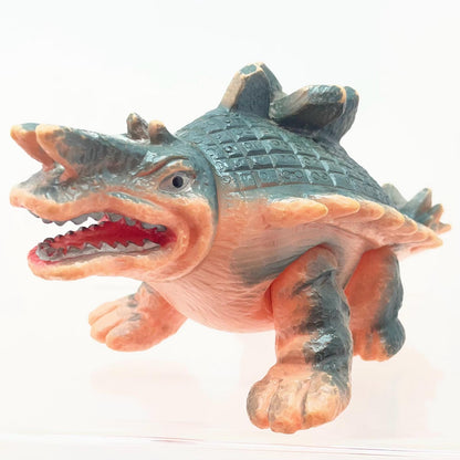 【尾張小牧店】当時物 ブルマァク メガトン怪獣 スカイドン STソフビ ピンク成型×深緑スプレー ウルトラマン【レトロ】【中古】