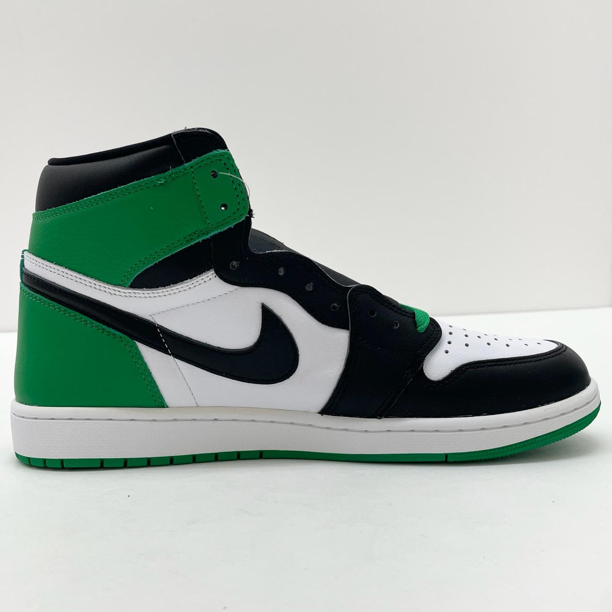 【中古】NIKE | ナイキ Air Jordan 1 Retro High OG "Celtics/Black and Lucky Green"　エアジョーダン1 レトロ ハイ OG "セルティックス/ブラック アンド ラッキーグリーン"　スニーカー 靴　DZ5485-031 グリーン×ブラック×ホワイト 30cm【尾張小牧店】【専】
