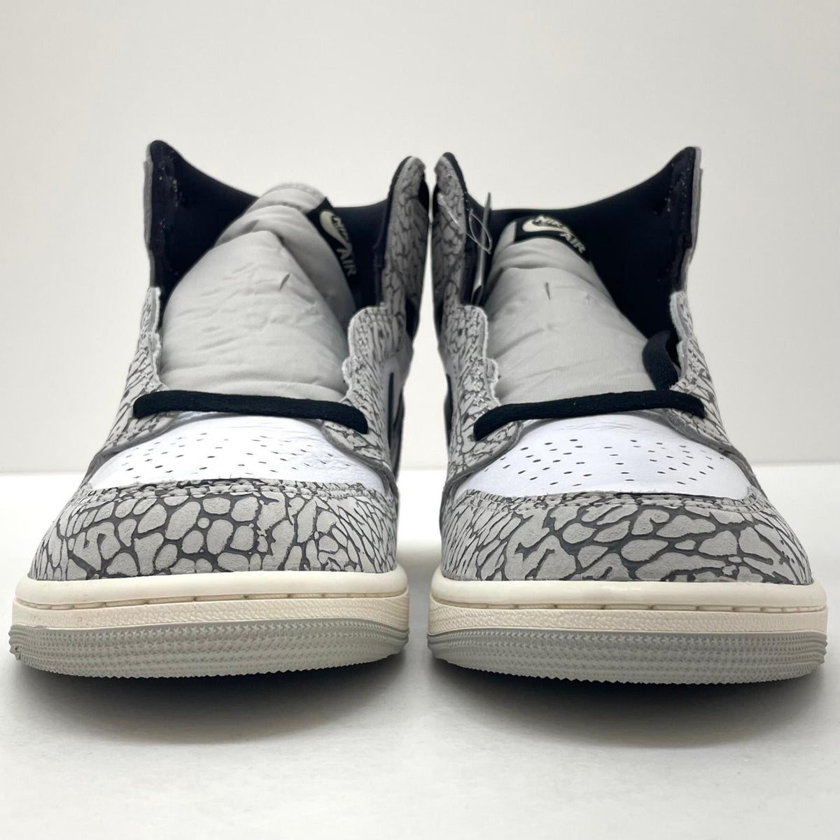 【中古】NIKE | ナイキ Air Jordan 1 High OG "White Cement/Safari"　エアジョーダン1 ハイ OG "ホワイトセメント/サファリ"　スニーカー 靴　DZ5485-052 グレー×ホワイト×ブラック 30cm【尾張小牧店】【専】